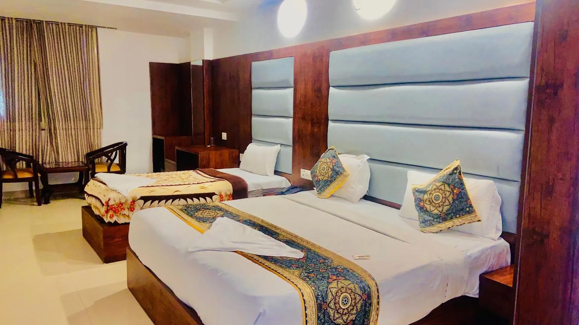 Hotel Ivy Plaza New Delhi 4*,  Indien