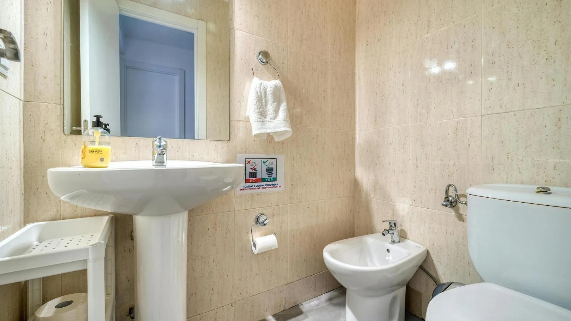 Hotel Ivy Plaza New Delhi