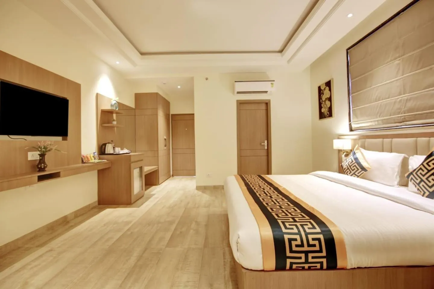 Hotel Ivy Plaza New Delhi